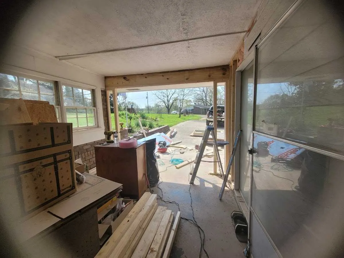 Air movers and dehumidifier for Drying & Dehumidification in Big Spring